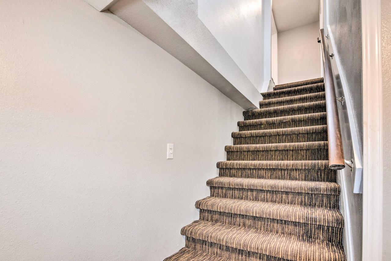 Cozy Galveston Apartment - Walk To Beach And Dining Exteriör bild