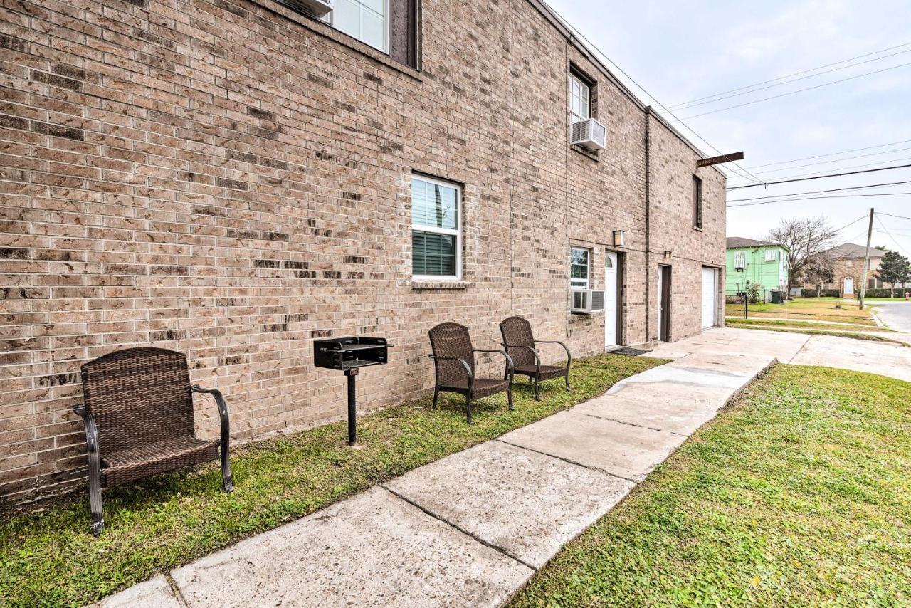 Cozy Galveston Apartment - Walk To Beach And Dining Exteriör bild